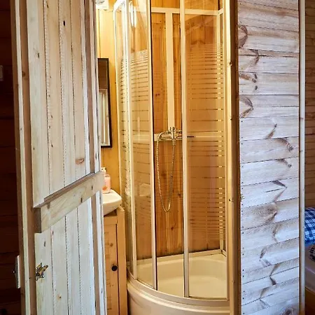 Rawa Проживание в семье