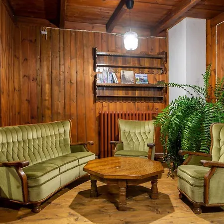 Проживание в семье Rawa