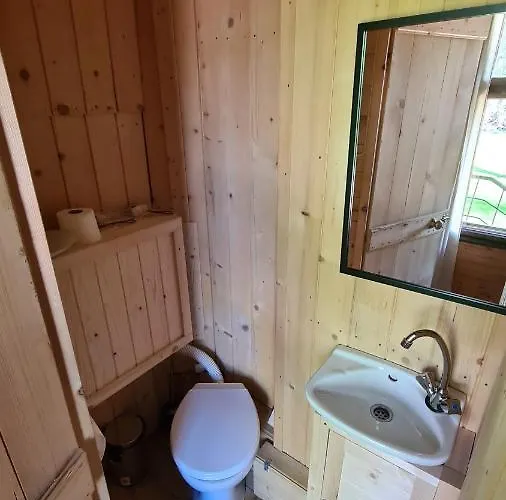 Rawa Privatunterkunft